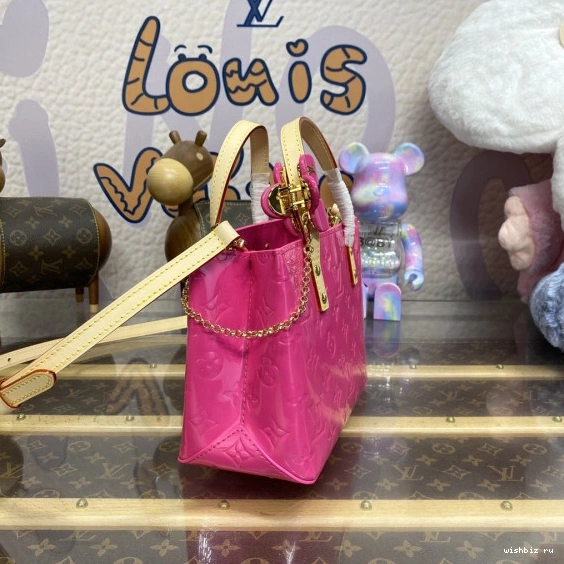 WIS PM VUITTON LOUIS Reade 0101